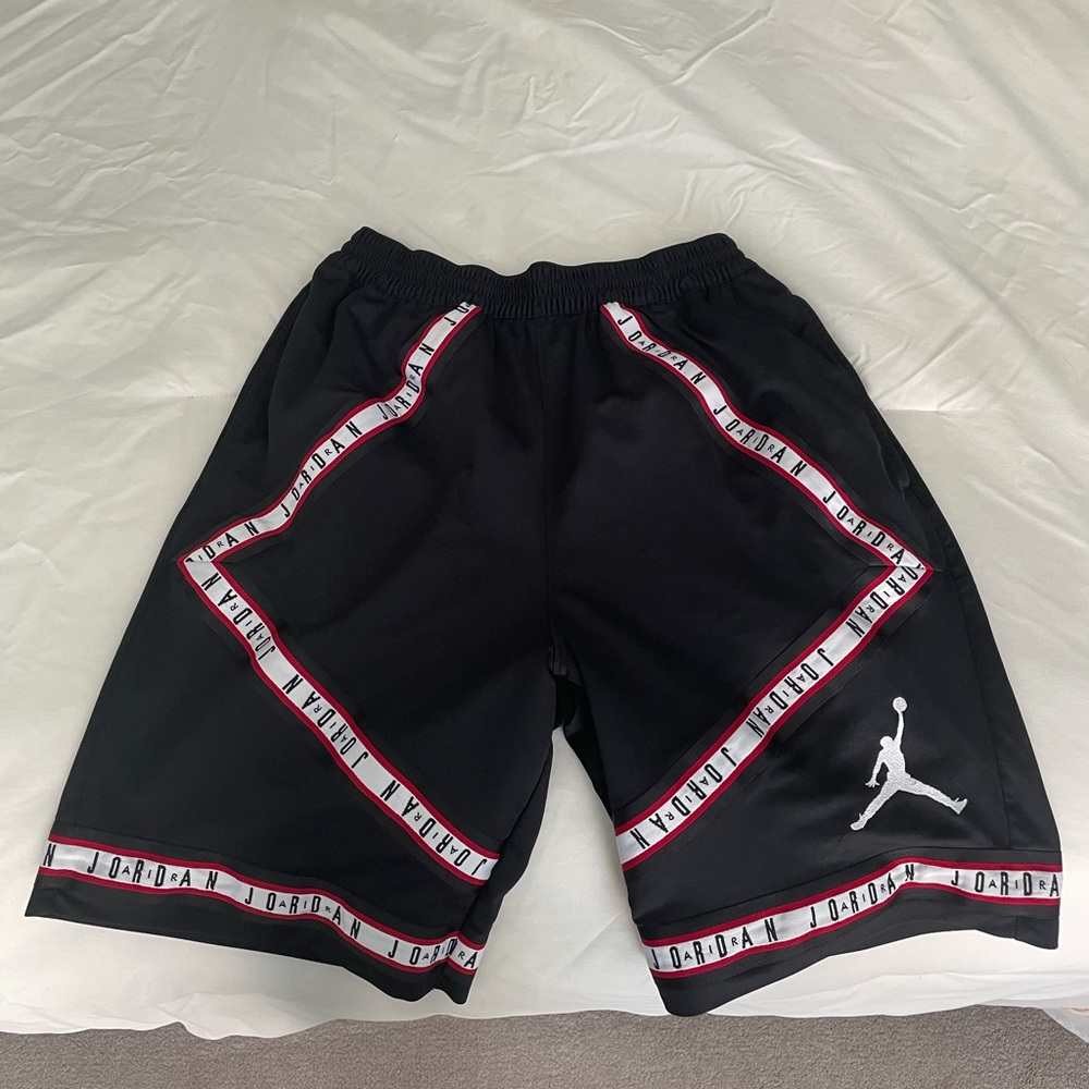 Jordan Black and White Basketball Shorts Men’s M